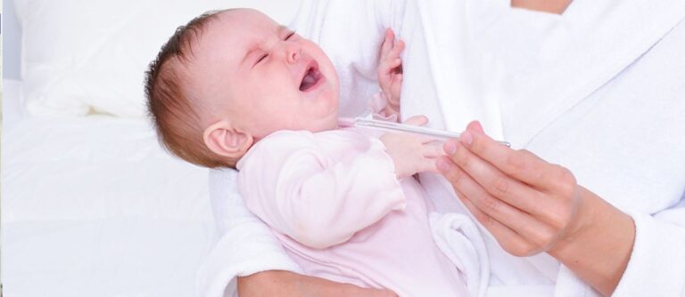 دلالیل مختلف گریه نوزاد